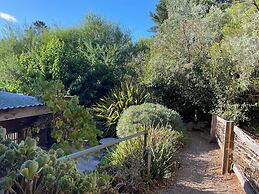 Sutton Spring Art Retreats