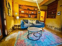 Sutton Spring Art Retreats