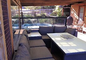 Sutton Spring Art Retreats