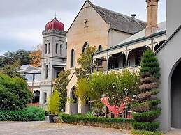 Sutton Spring Art Retreats