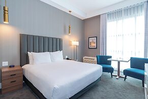 Sandman Signature Sherwood Park Hotel