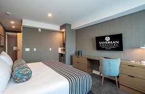 Sandman Signature Ottawa Airport Hotel
