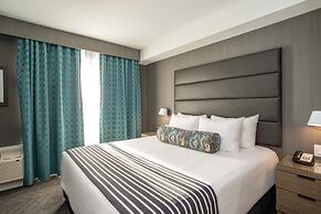 Sandman Signature Ottawa Airport Hotel