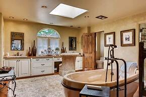 Los Valverde - Exclusive Luxury Home, Unsurpassed Views, Pool and Hot 