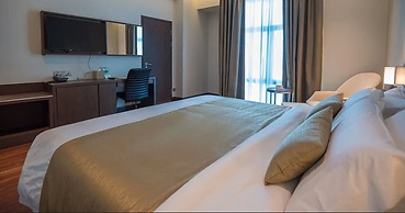 Astana Wing - Riverside Majestic Hotel