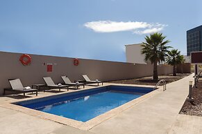 Extended Suites Queretaro Juriquilla