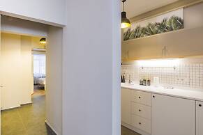 City Style Penthouse in Downtown