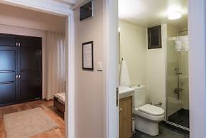 City Style Penthouse in Downtown