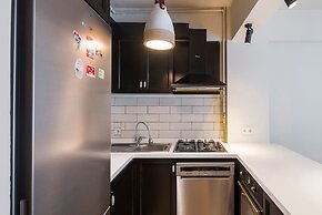 City Style Penthouse in Downtown