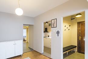 City Style Penthouse in Downtown