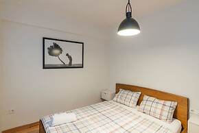 City Style Penthouse in Downtown