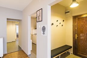 City Style Penthouse in Downtown