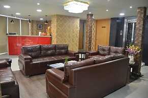 The Red Velvet Hotel