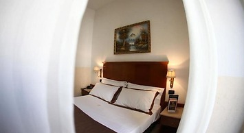 Garibaldi Suite