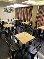 Gemsy Hotel