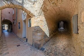 JOIVY Astonishing Sea View Apartment in Verezzi