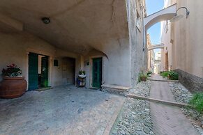 JOIVY Astonishing Sea View Apartment in Verezzi