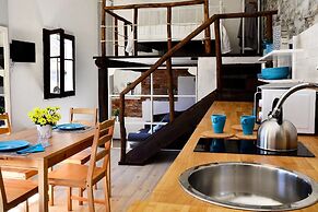 JOIVY Grandpa Rock House