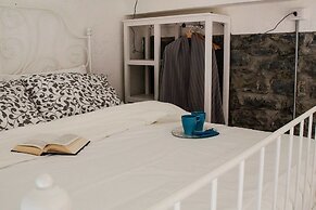 JOIVY Grandpa Rock House