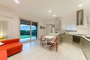 JOIVY Golf Garlenda - Charming Villa Guest House