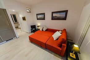 JOIVY Golf Garlenda - Charming Villa Guest House