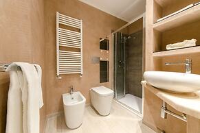 JOIVY Golf Garlenda - Charming Villa Guest House