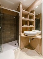 JOIVY Golf Garlenda - Charming Villa Guest House