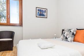 JOIVY Stylish Flat w/ Garden