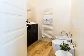 JOIVY Stylish Flat w/ Garden