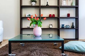 JOIVY Stylish Flat w/ Garden