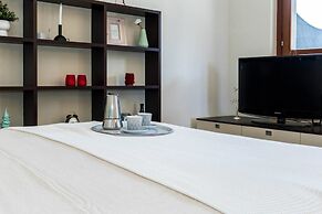 JOIVY Stylish Flat w/ Garden