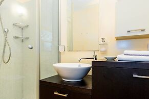 JOIVY Stylish Flat w/ Garden