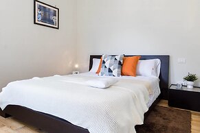 JOIVY Stylish Flat w/ Garden