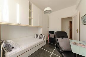 JOIVY Family Flat Vicino al Mare a Genova Quinto