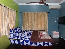 Maximus Suites