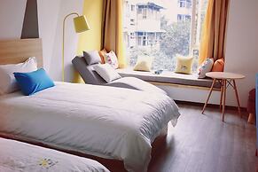 T&Q Hostel Broad and Narrow Alley Branch