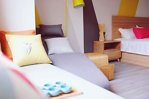 T&Q Hostel Broad and Narrow Alley Branch