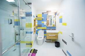 T&Q Hostel Broad and Narrow Alley Branch