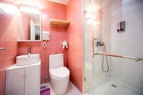 T&Q Hostel Broad and Narrow Alley Branch