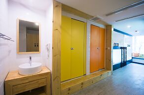 T&Q Hostel Broad and Narrow Alley Branch