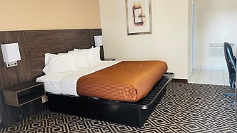 Falls Lodge and Suites