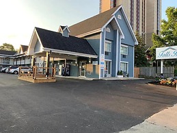 Falls Lodge and Suites