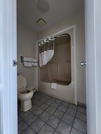 Falls Lodge and Suites