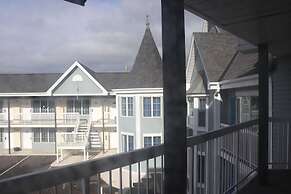 Falls Lodge and Suites