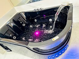 Falls Lodge and Suites