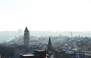 Pardal Apartment by JC