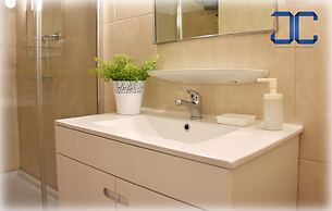 Pardal Apartment by JC