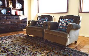 Pardal Apartment by JC