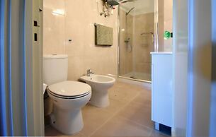 Pardal Apartment by JC