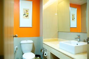 Jolly Suites Petkasem